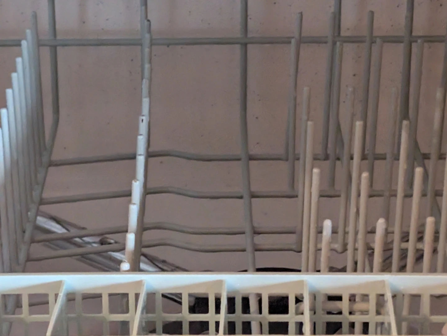 White Dishwasher Racks - photo 3
