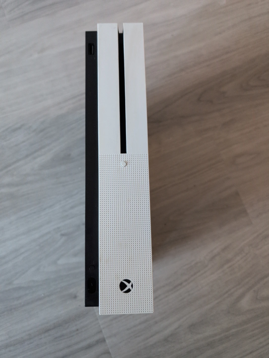 Xbox One S 1TB Console with 2 Controllers - photo 2