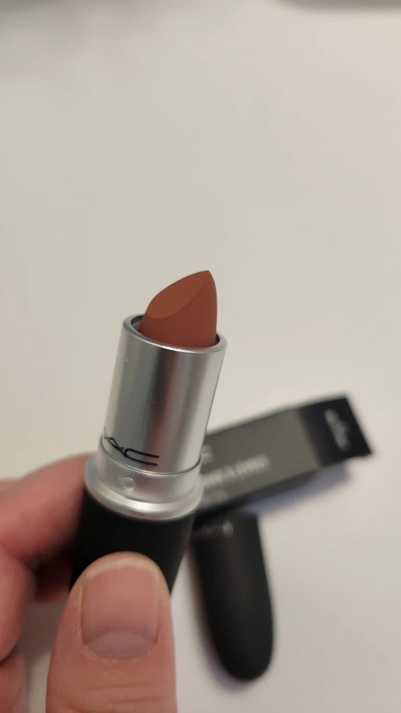 MAC Powder Kiss Lipstick - Mull It Over - photo 4