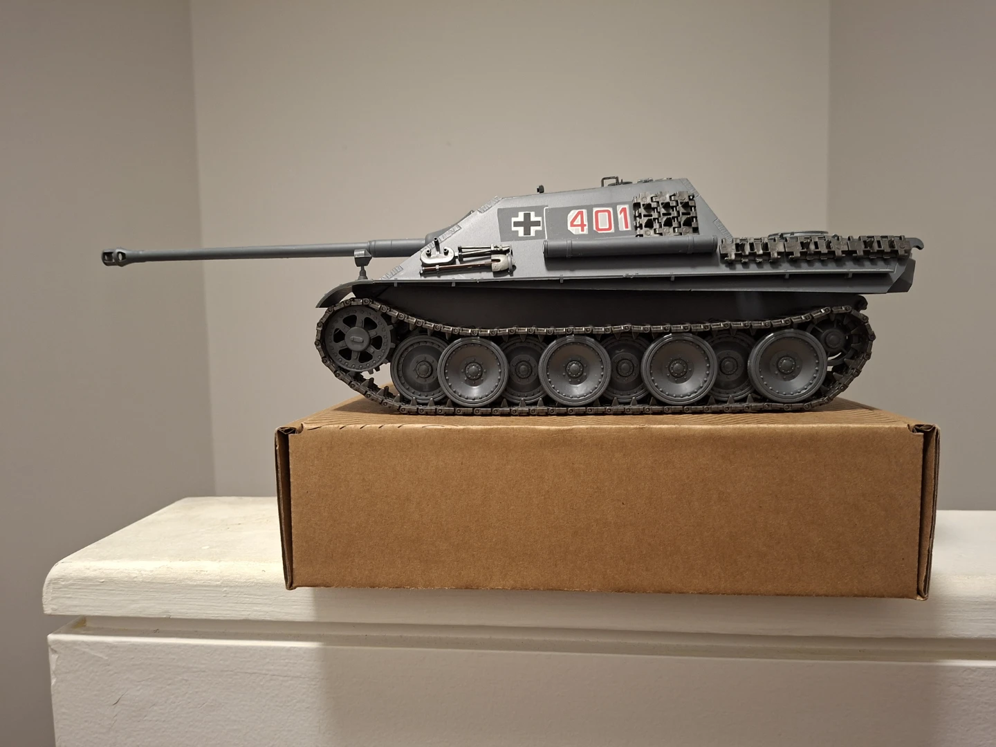 German Jagdpanther tank destroyer model. - photo 2