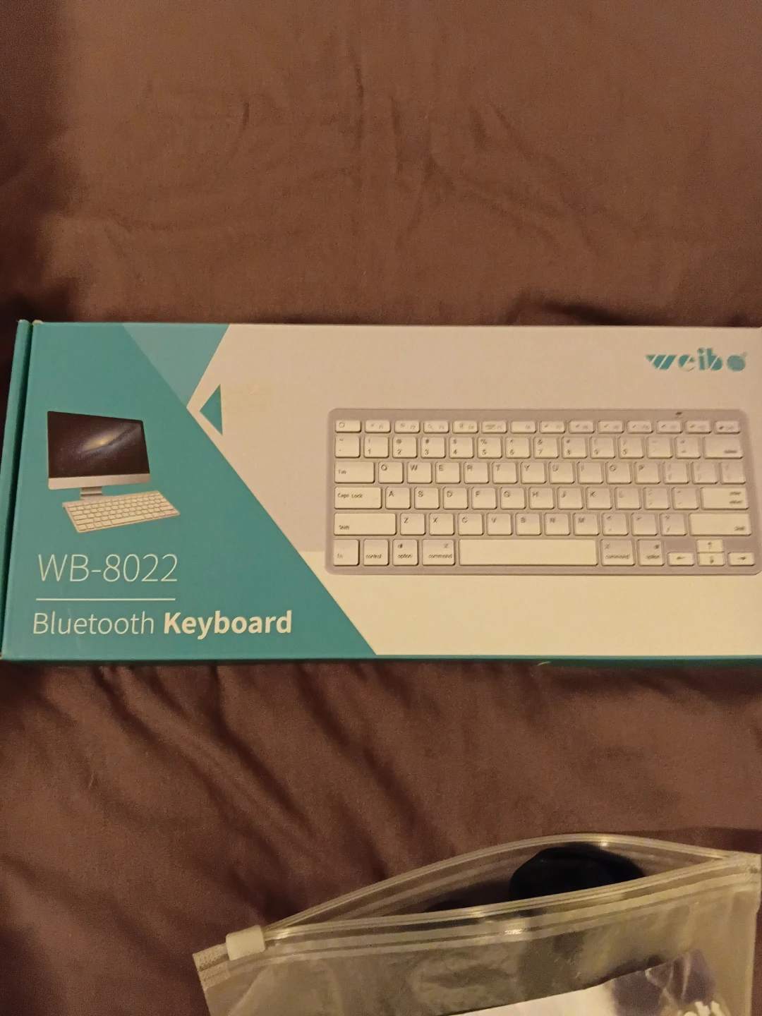 Weibo WB-8022 Bluetooth Keyboard