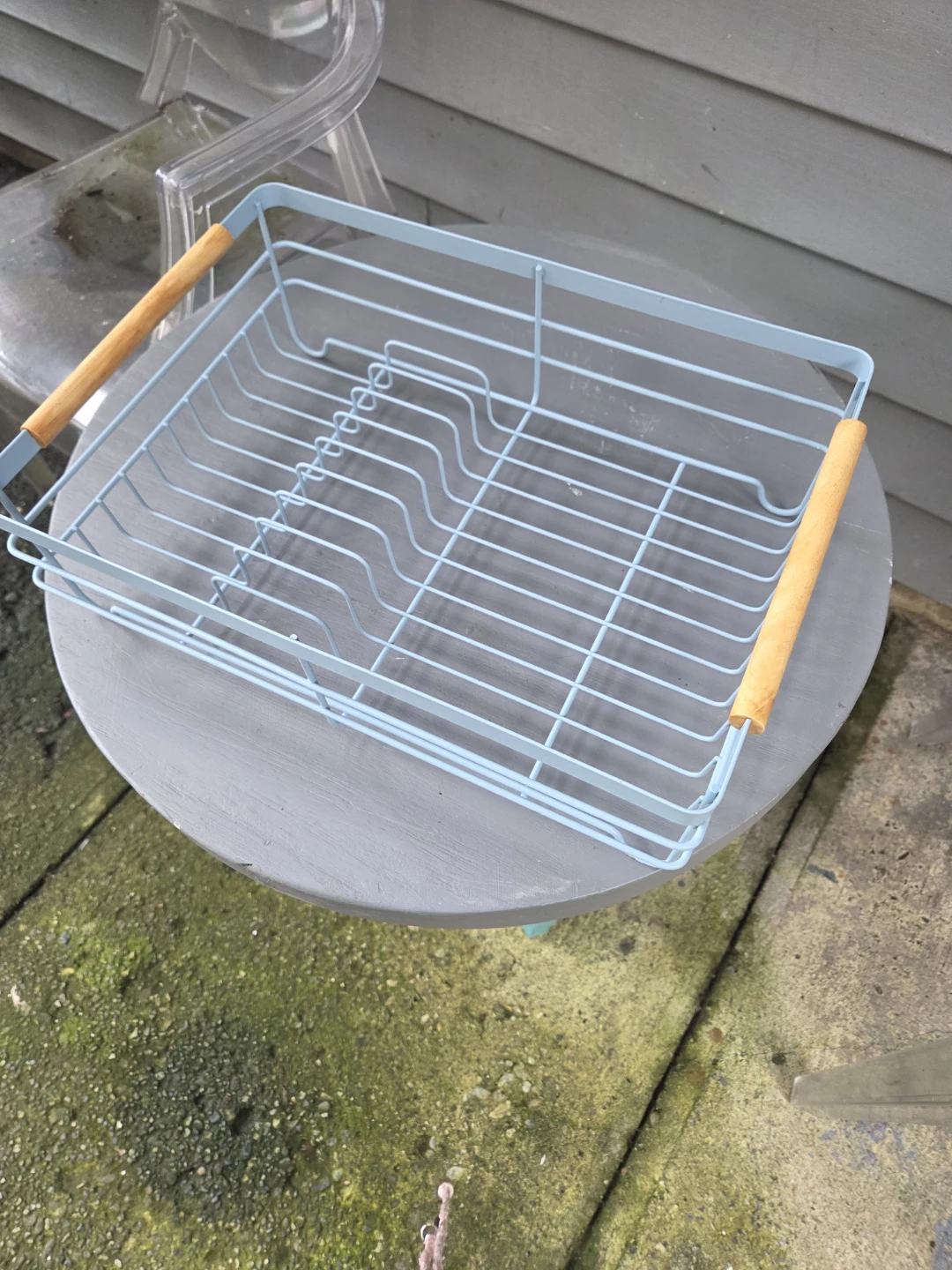 Light Blue Metal Dish Rack with Wooden Handles