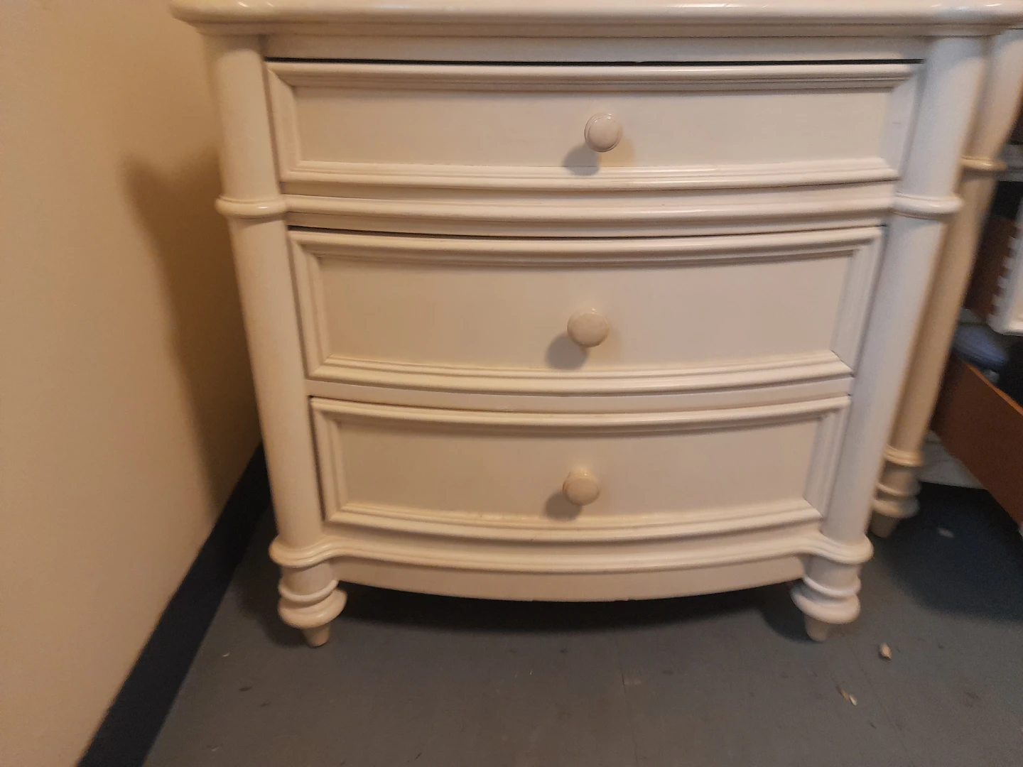 Better Homes and Gardens Nightstand