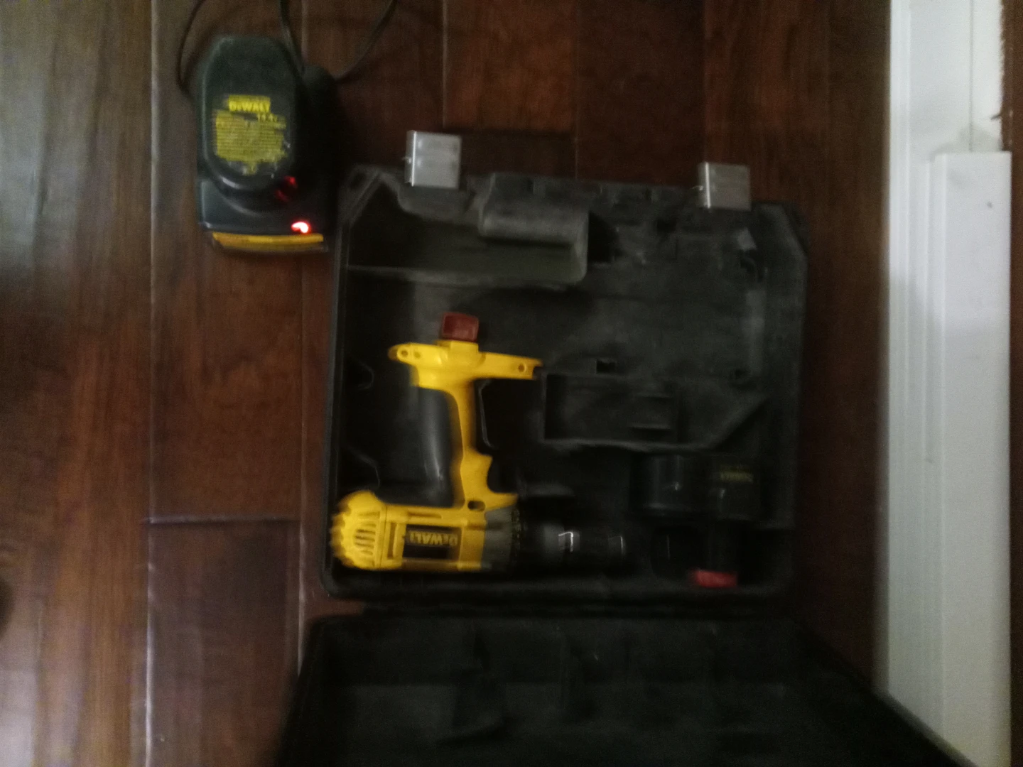 DeWalt 14.4V Cordless Drill with Case and Charger - photo 5