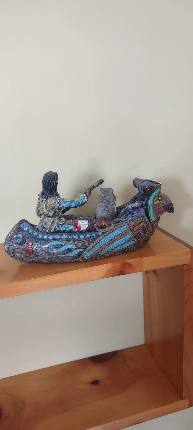 Native American Canoe Sculpture with Wolf - photo 5