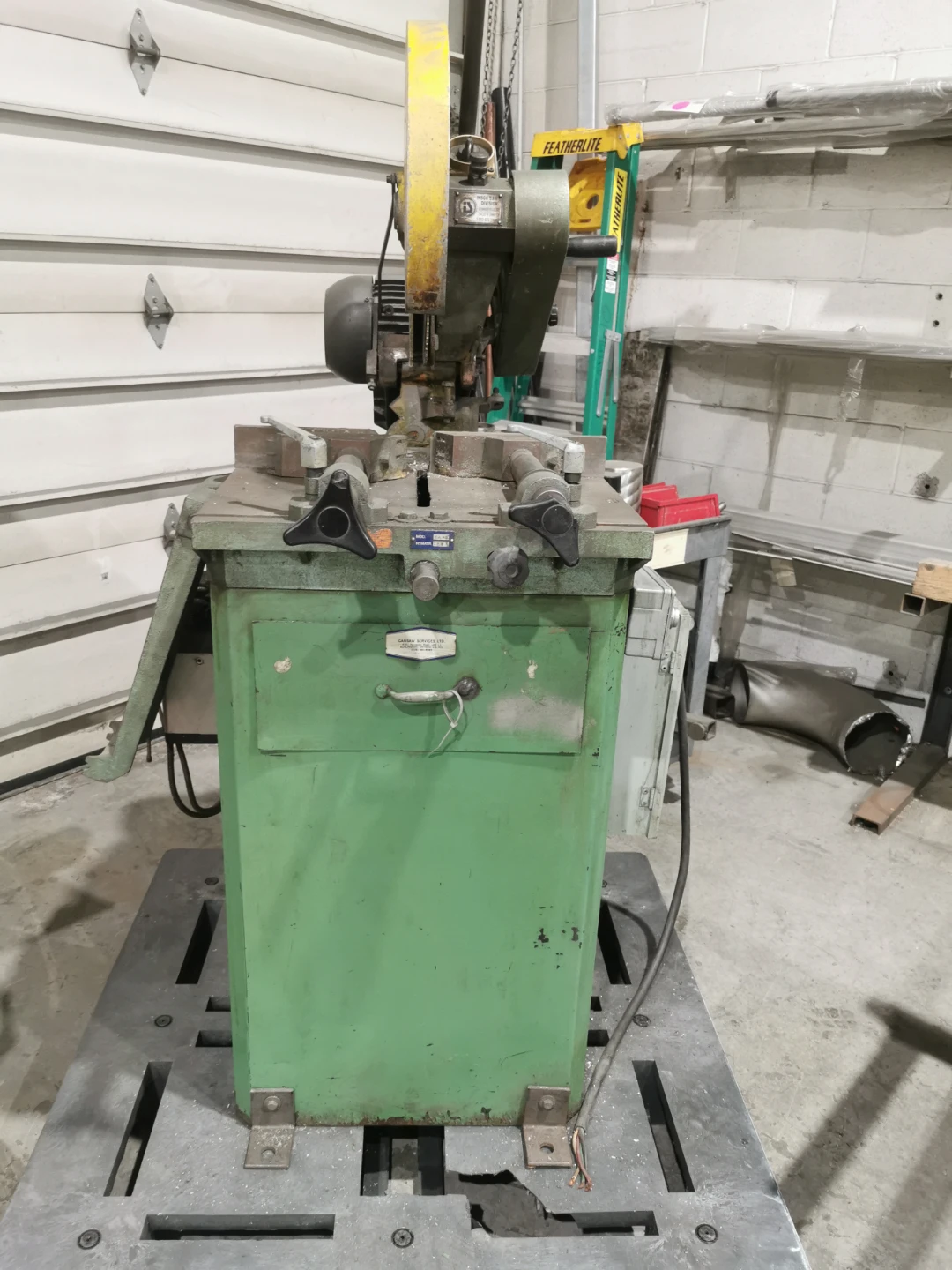 Metal chop saw with carbide tipped blade