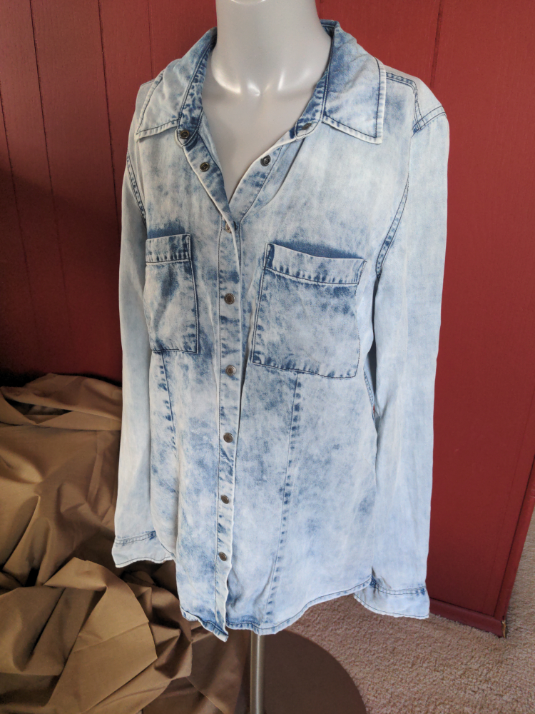GUESS "Acid Wash" Denim Shirt - M/M