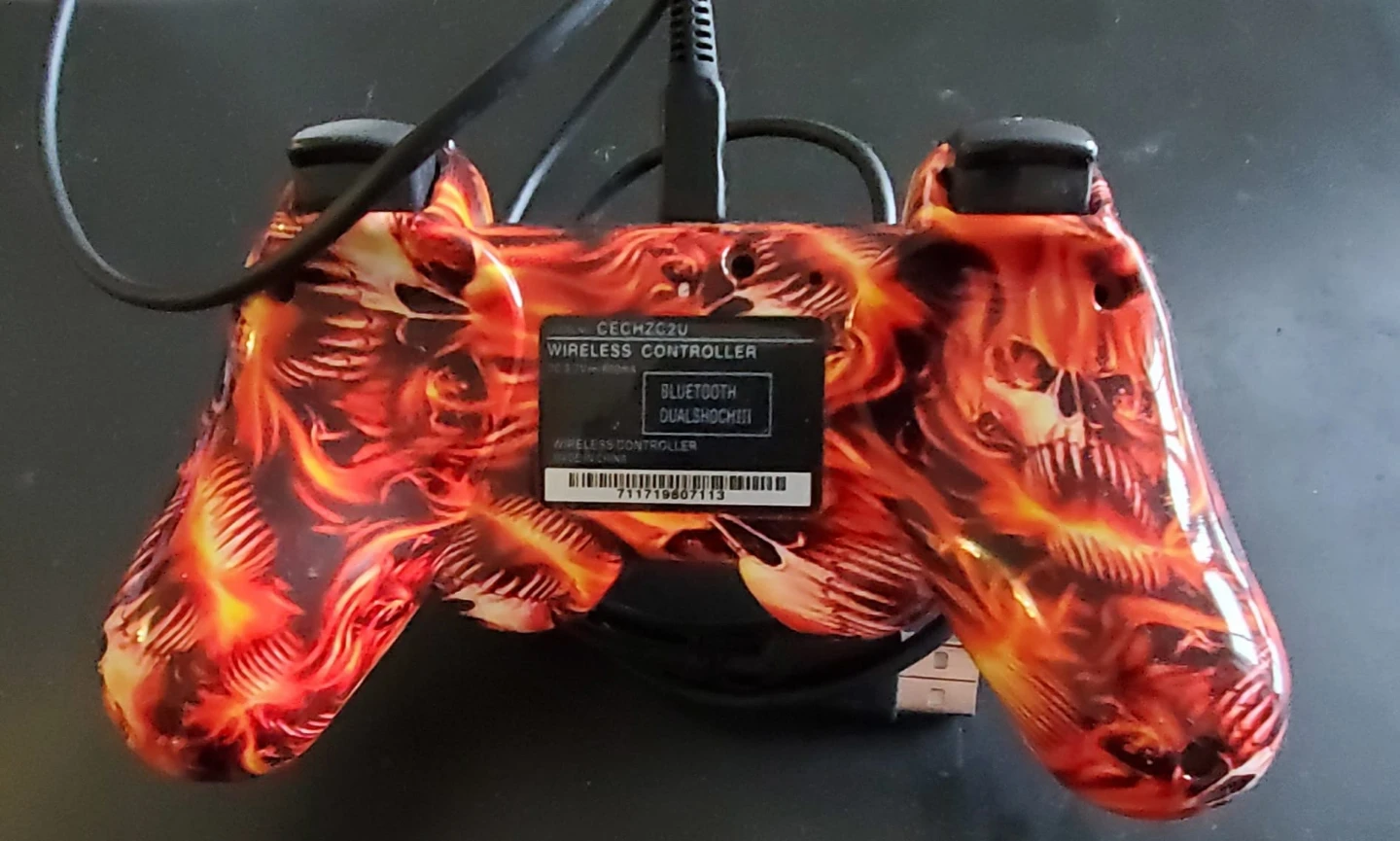 Wireless Dualshock 3 Controller - Flame Skull Design - photo 2