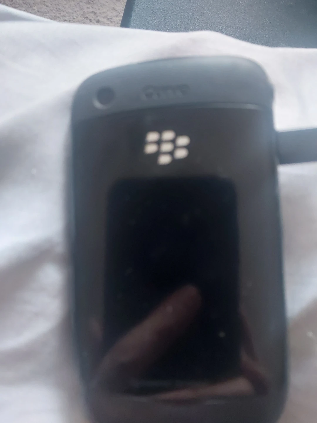 BlackBerry Curve 9320 - Includes Protective Case - photo 3