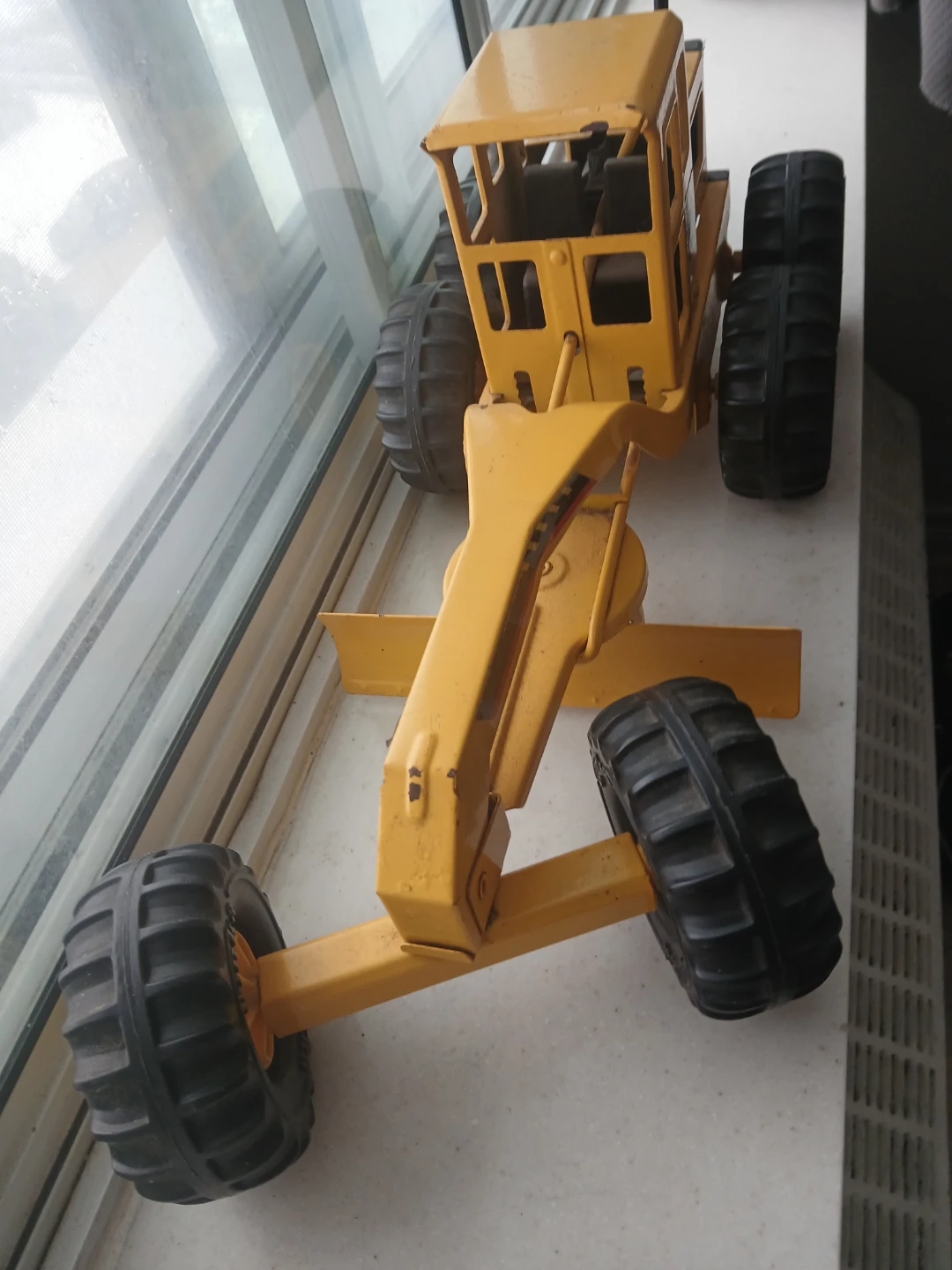 Vintage Tonka Yellow Motor Grader Toy - photo 3