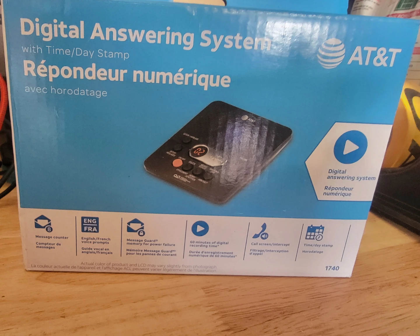 AT&T Digital Answering System with Time/Day Stamp