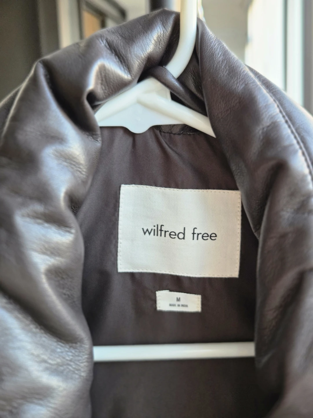 Wilfred Free Puffer Vest - Black - Size M - photo 5