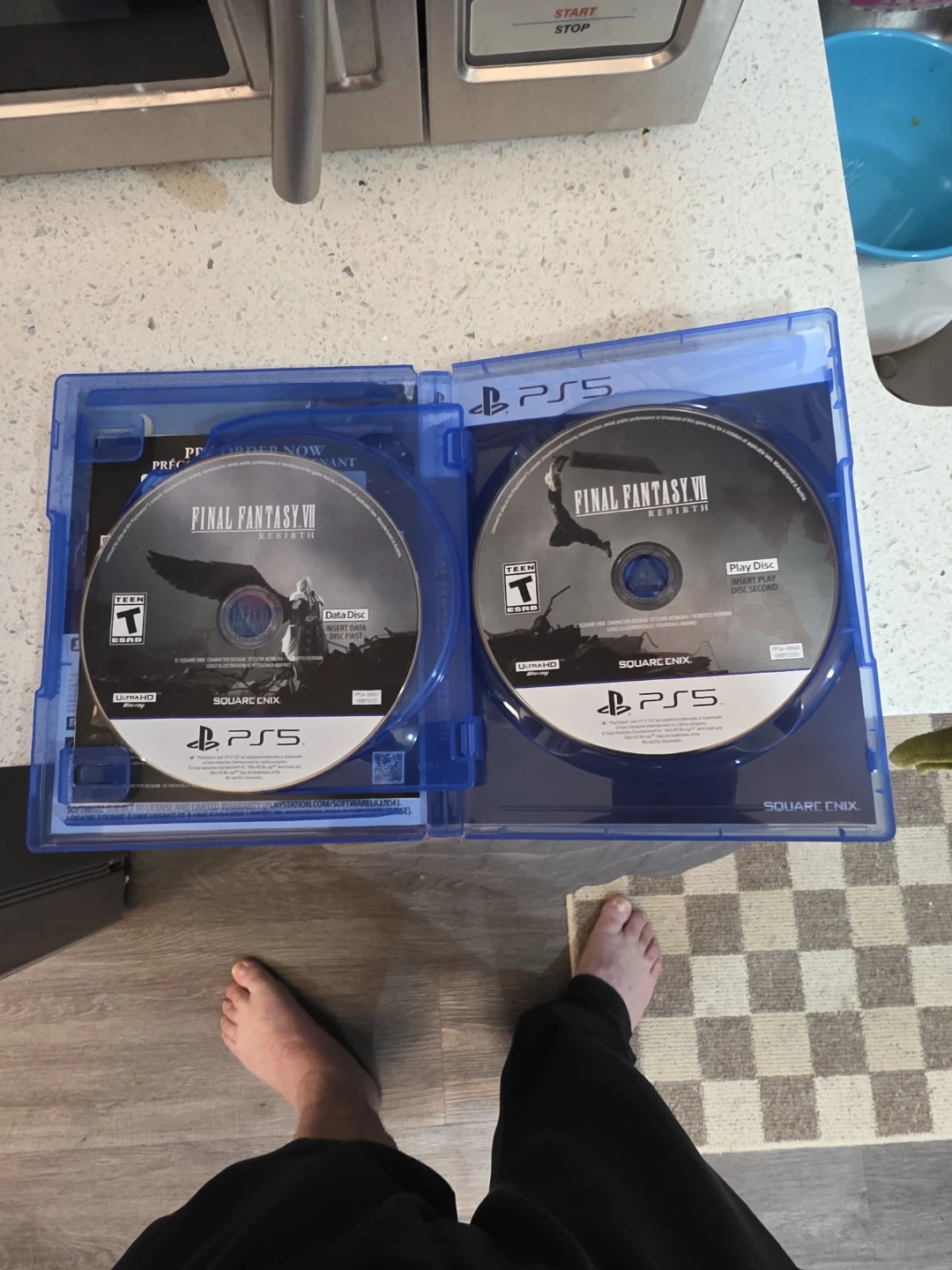 PS5 Final Fantasy XVI & VII Rebirth Game Bundle - photo 2