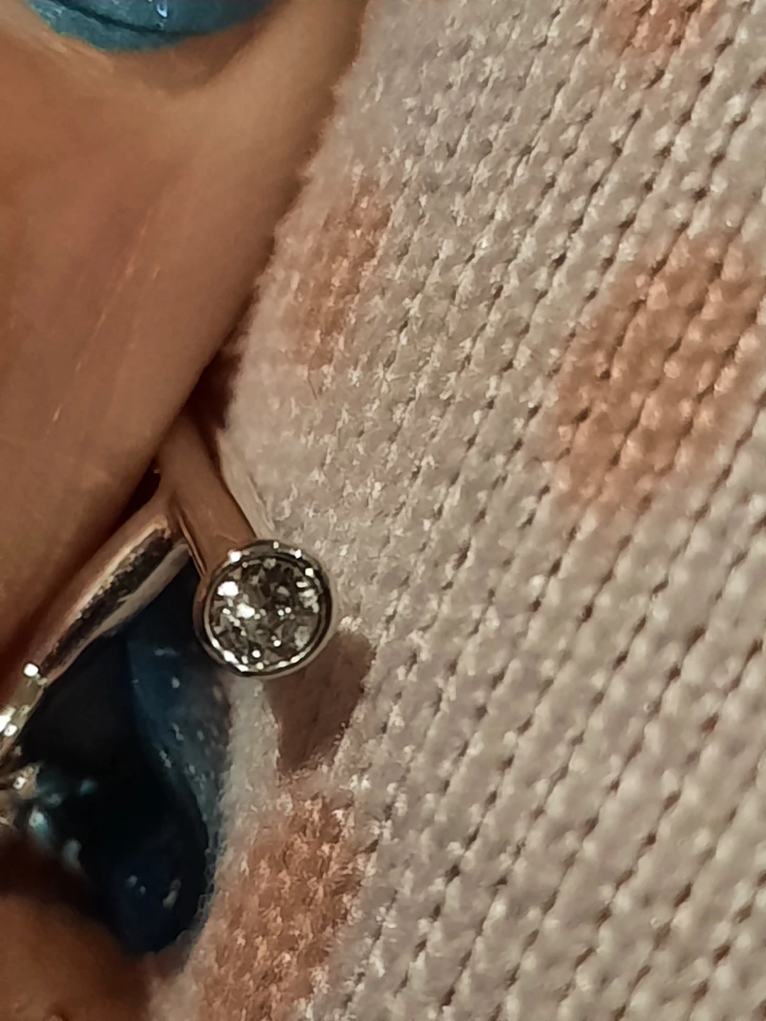 AUTHENTIC GENUINE SWAROVSKI CRYSTAL CIRCLE BRACELET TOGGLE - photo 3