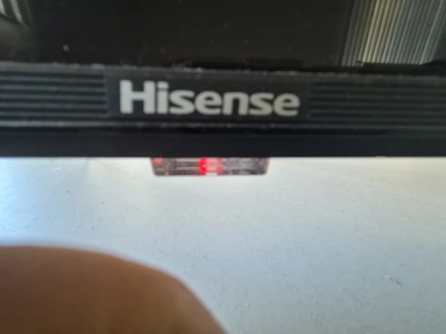 Hisense 55R6G 55" LED Roku TV - photo 5