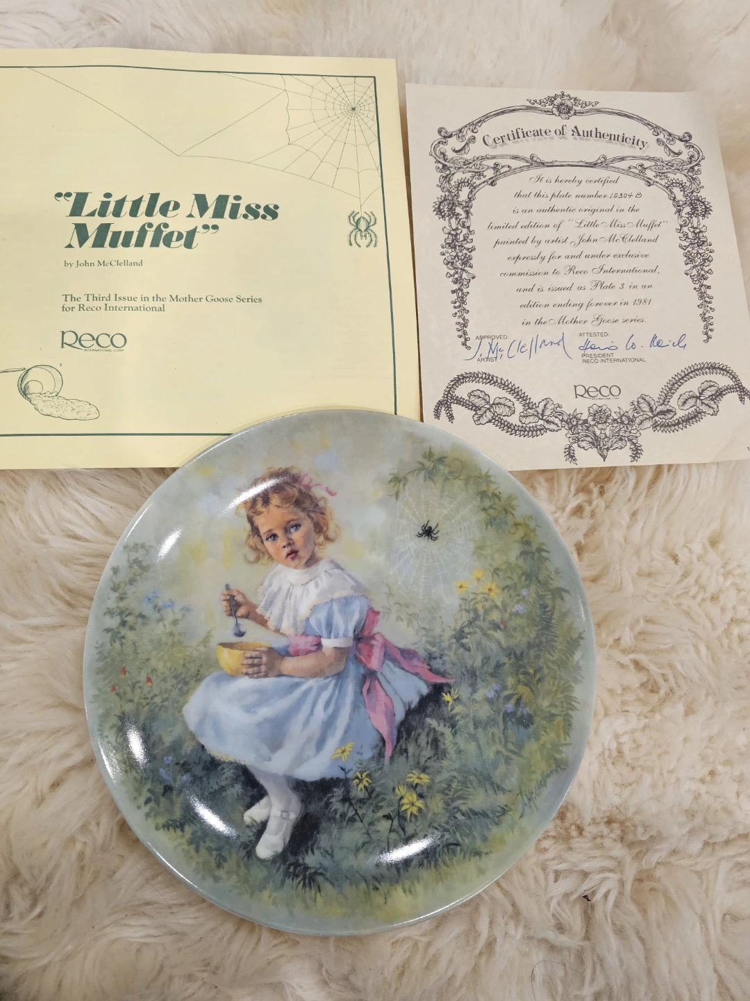 Reco "Little Miss Muffet" Collector Plate by John McClelland - photo 5