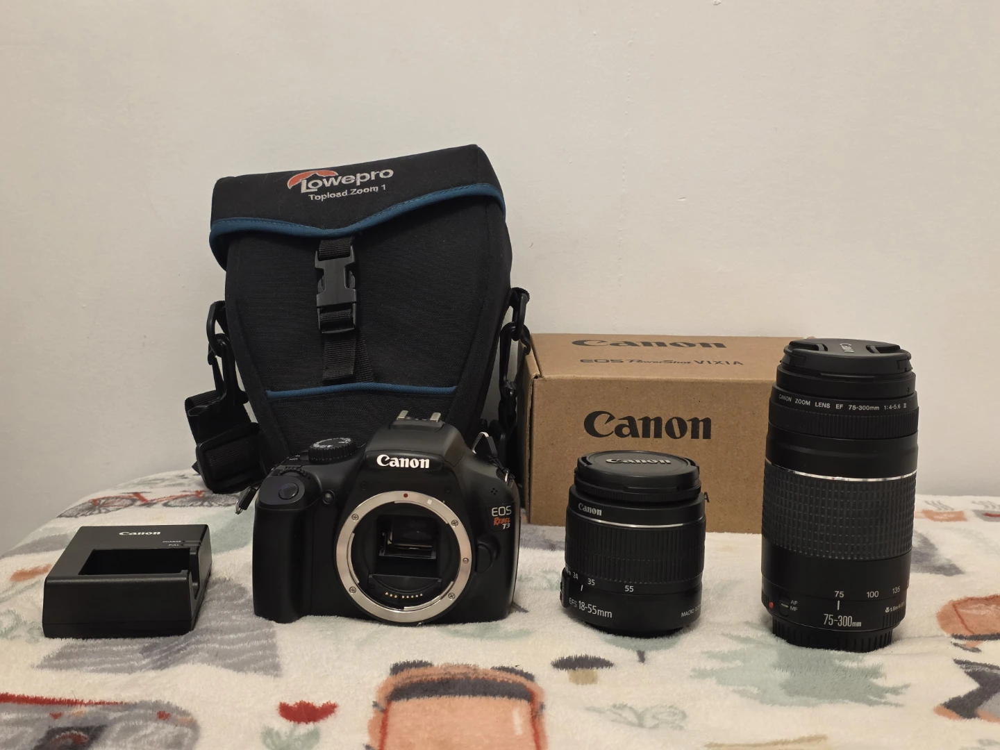 Canon EOS Rebel T3 DSLR Camera with 18-55mm & 75-300mm Lenses