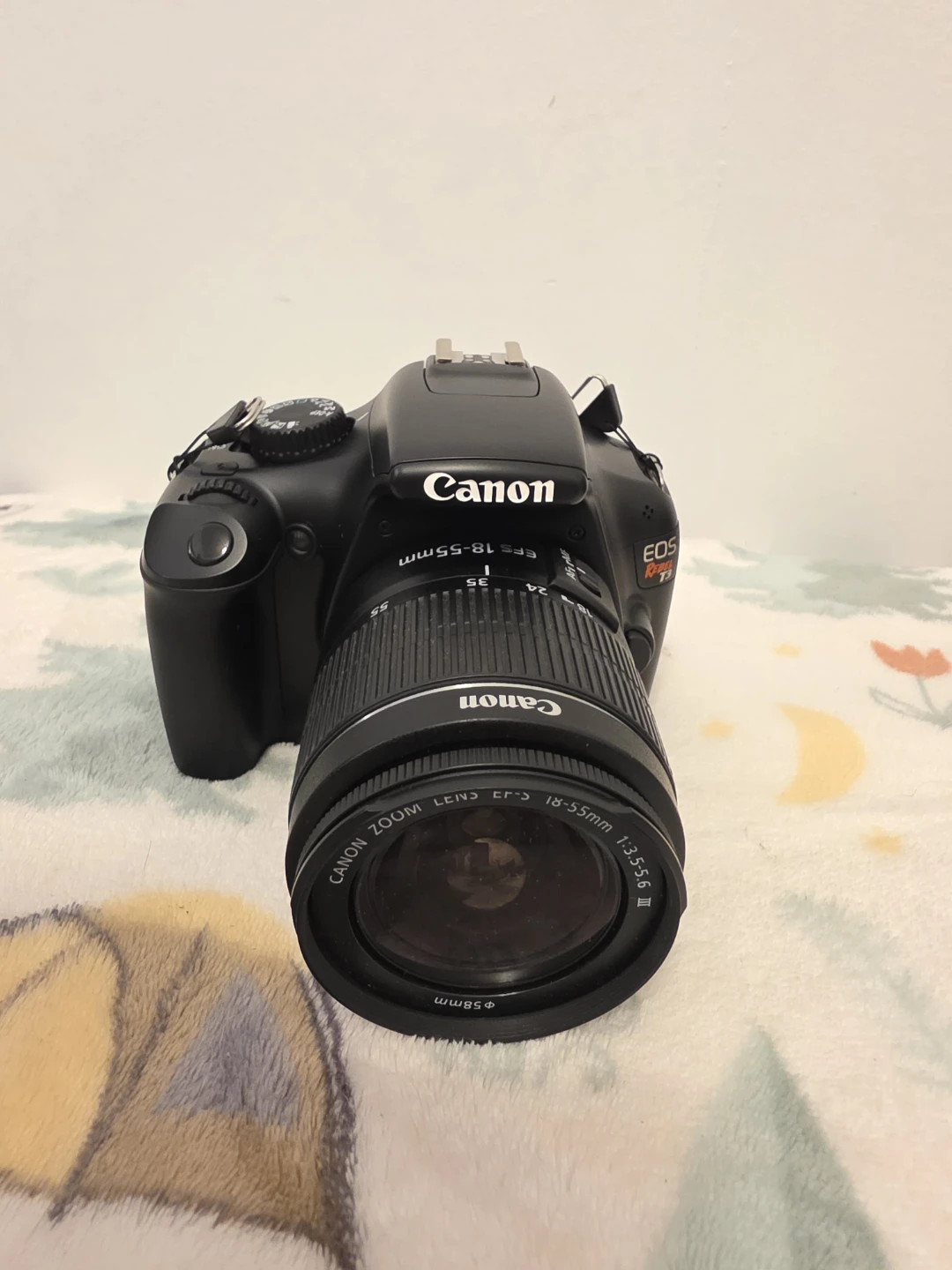 Canon EOS Rebel T3 DSLR Camera with 18-55mm & 75-300mm Lenses - photo 4