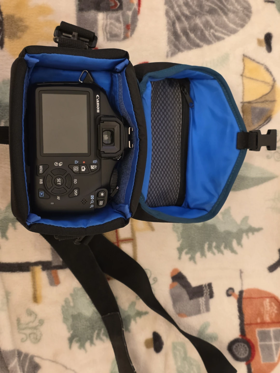 Canon EOS Rebel T3 DSLR Camera with 18-55mm & 75-300mm Lenses - photo 5