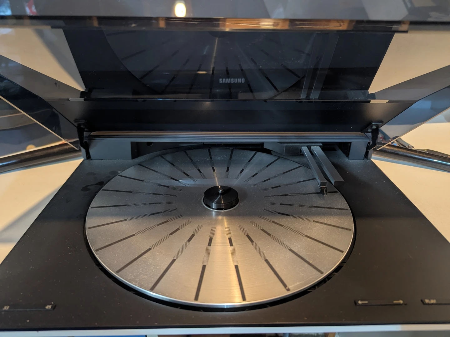 Bang & Olufsen Beogram 4500 Turntable - photo 2