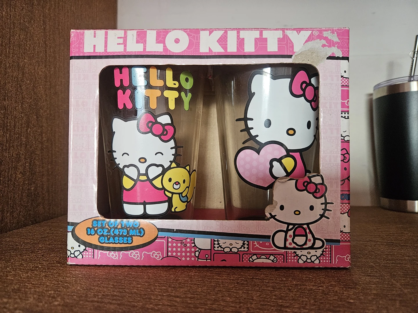 Hello Kitty Glasses Set