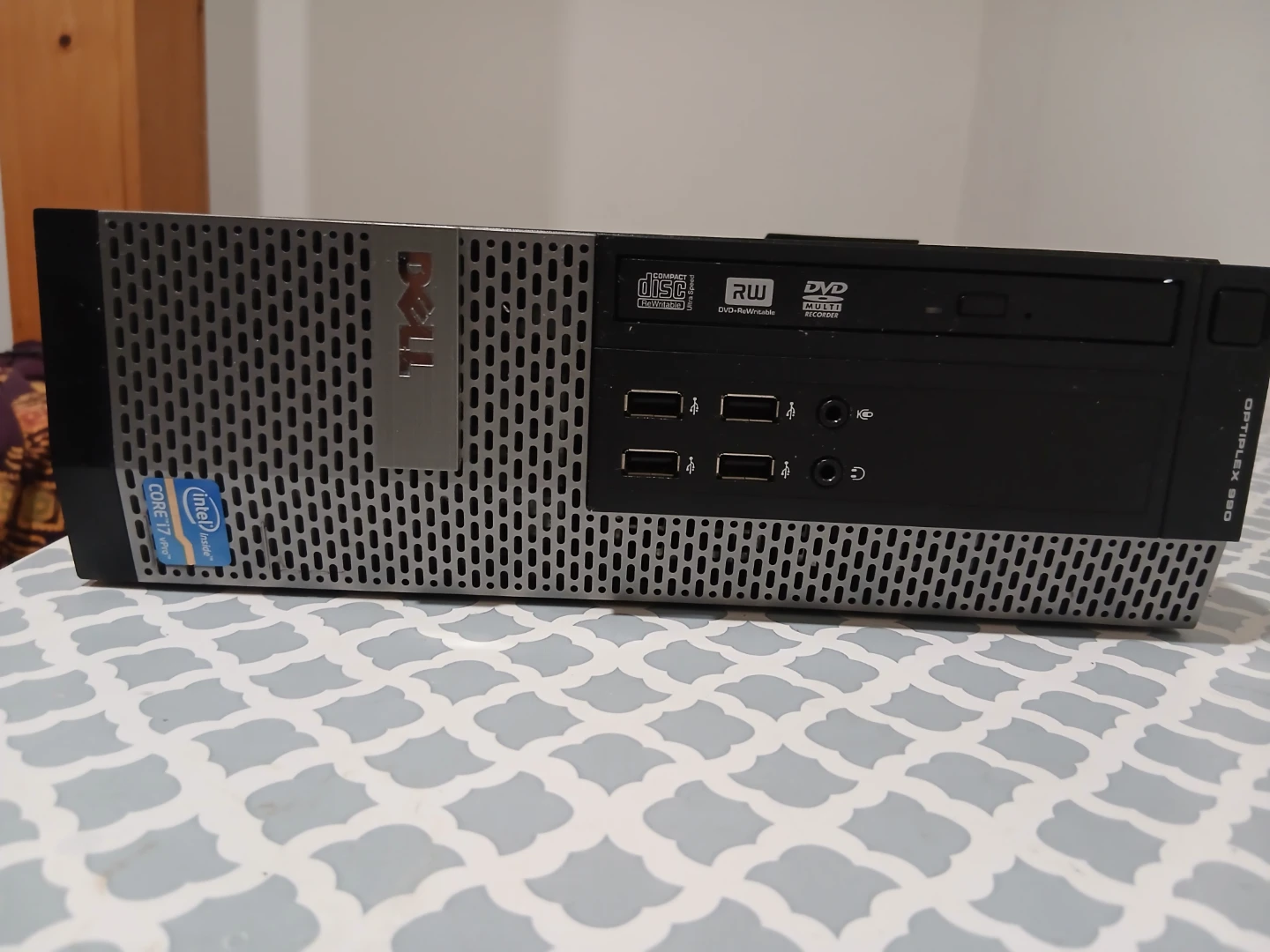 Dell Optiplex 990 Desktop Computer - photo 2