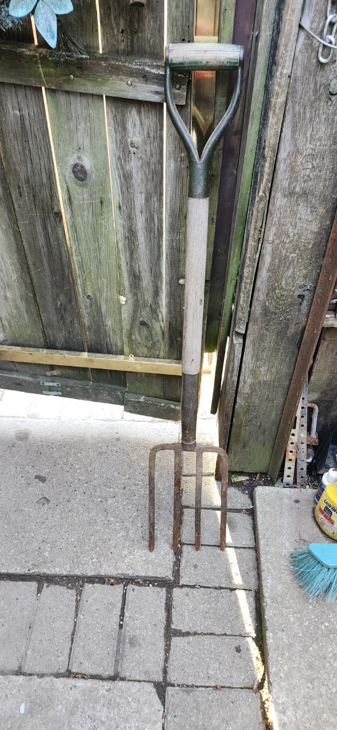 Garden Fork with Wooden Handle
