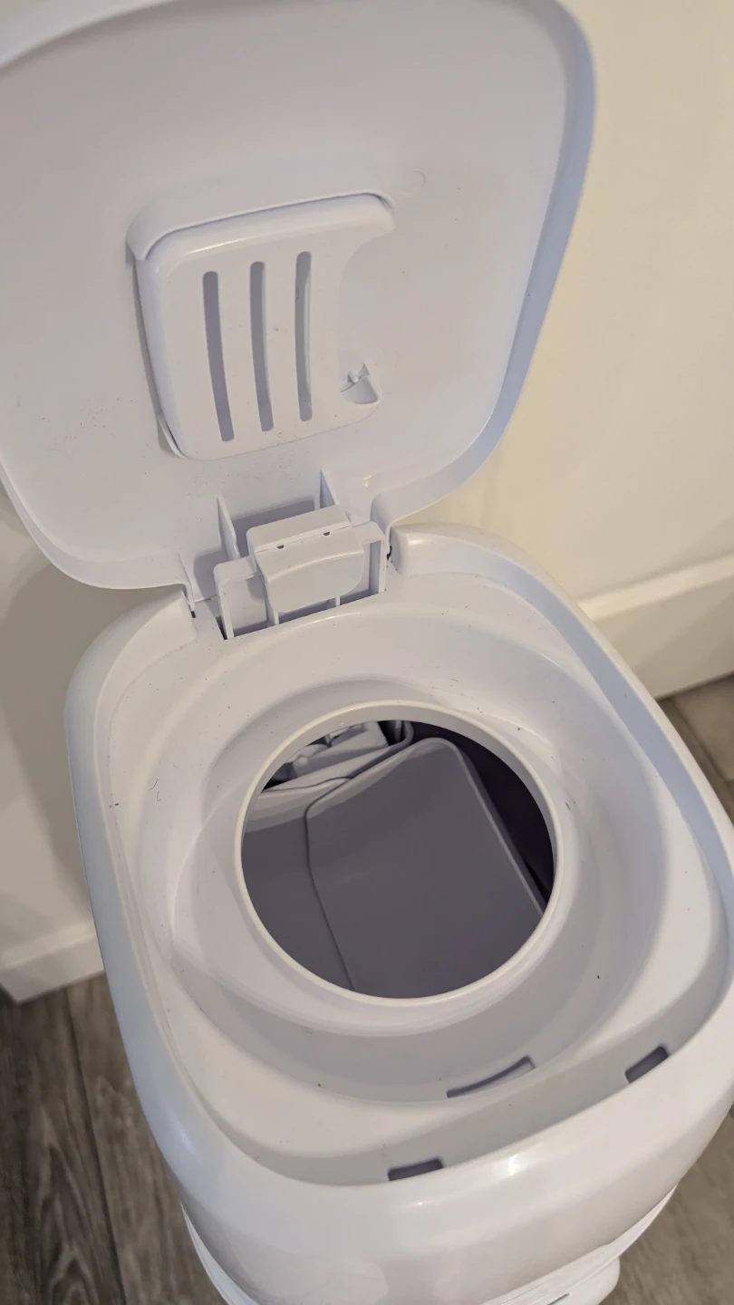 White Diaper genie - photo 3