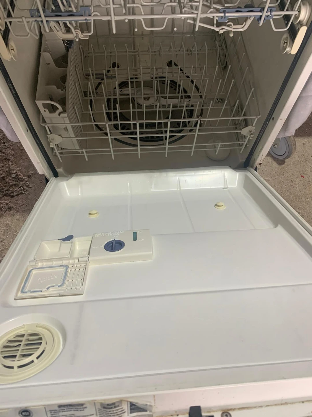 Whirlpool Gold Quiet Partner III Dishwasher - photo 2