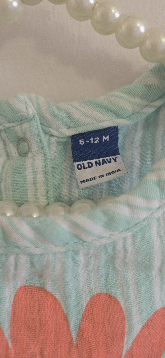 Old Navy Baby Girl Striped Flower Romper 6-12M - photo 4