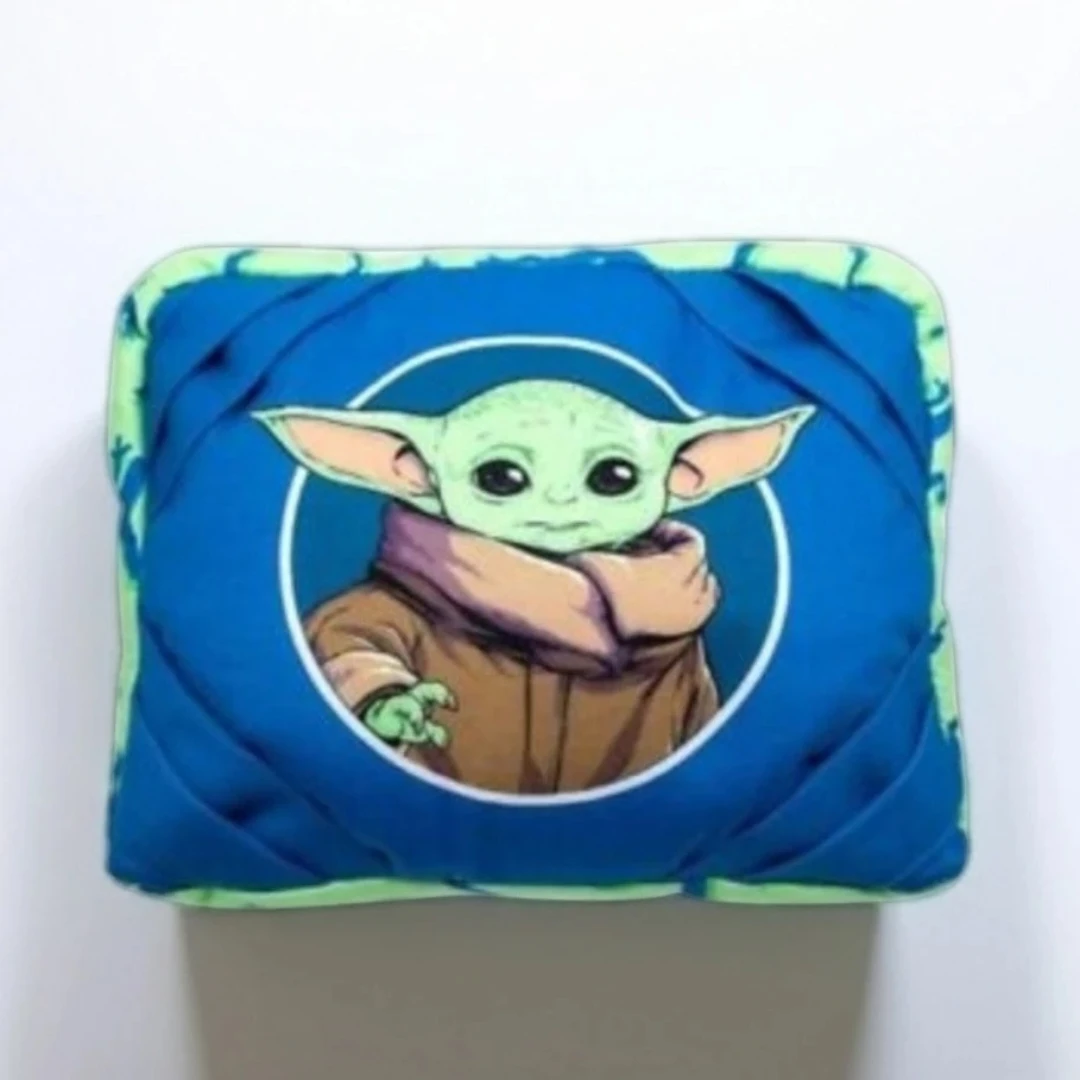 NWT Mandalorian Star Wars *Baby Yoda* Grogu Tablet Pillow NWT - photo 3