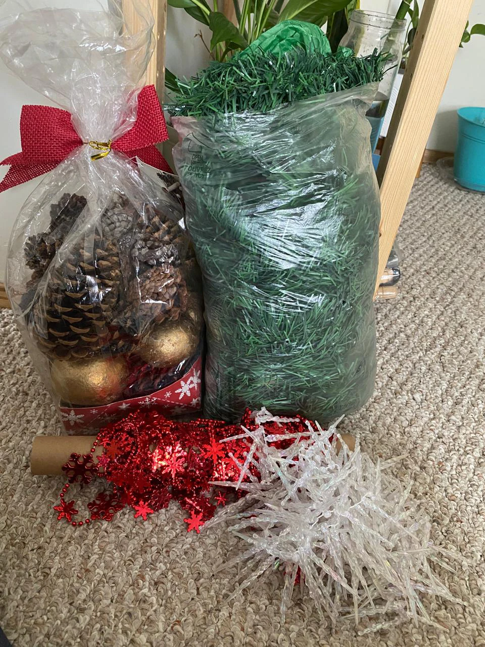 Christmas Decor Lot - Pinecones, Ornaments & Garland - photo 2