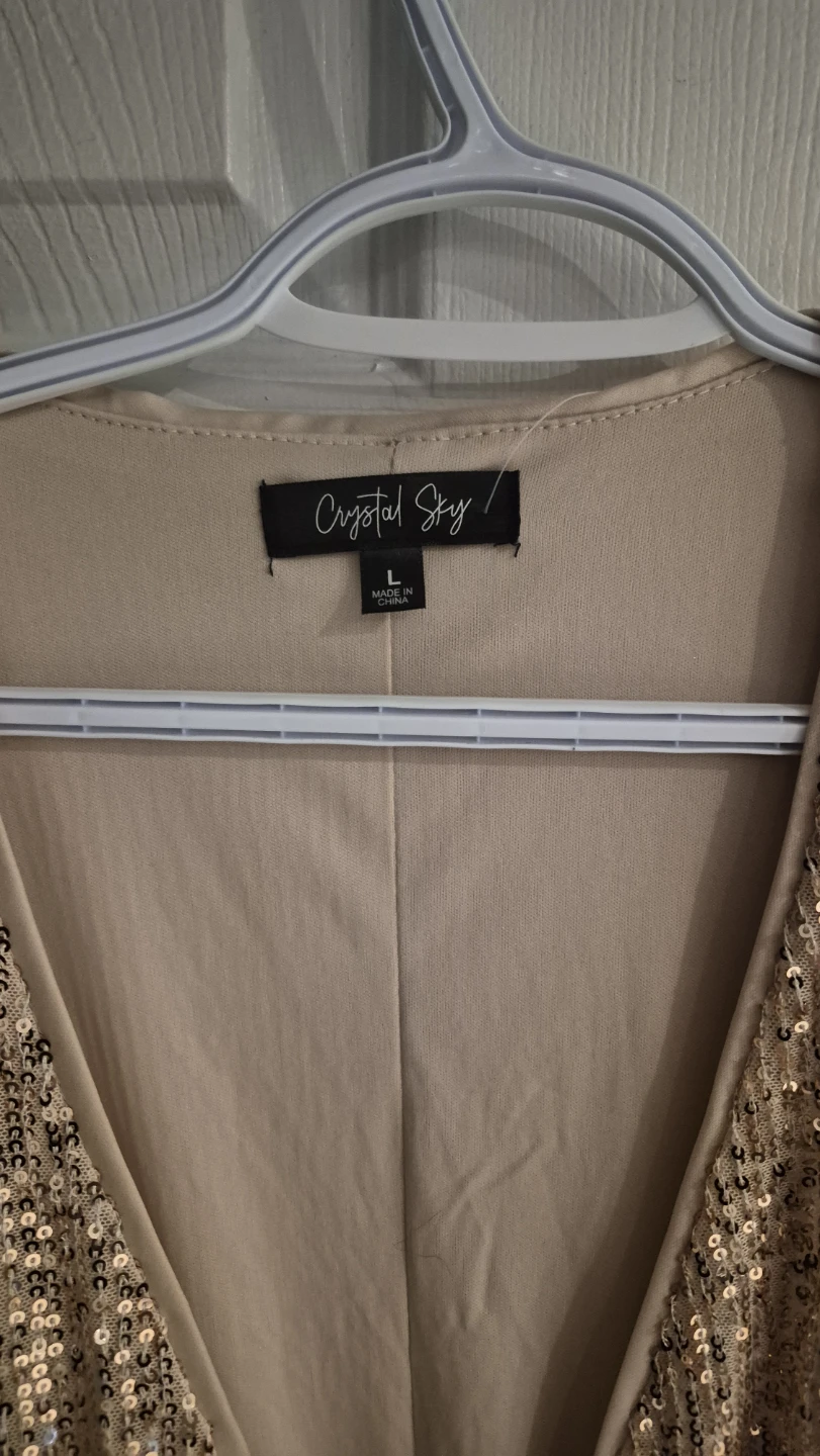 ✨ Crystal Sky Gold Sequin Dress – Size L ✨ - photo 3