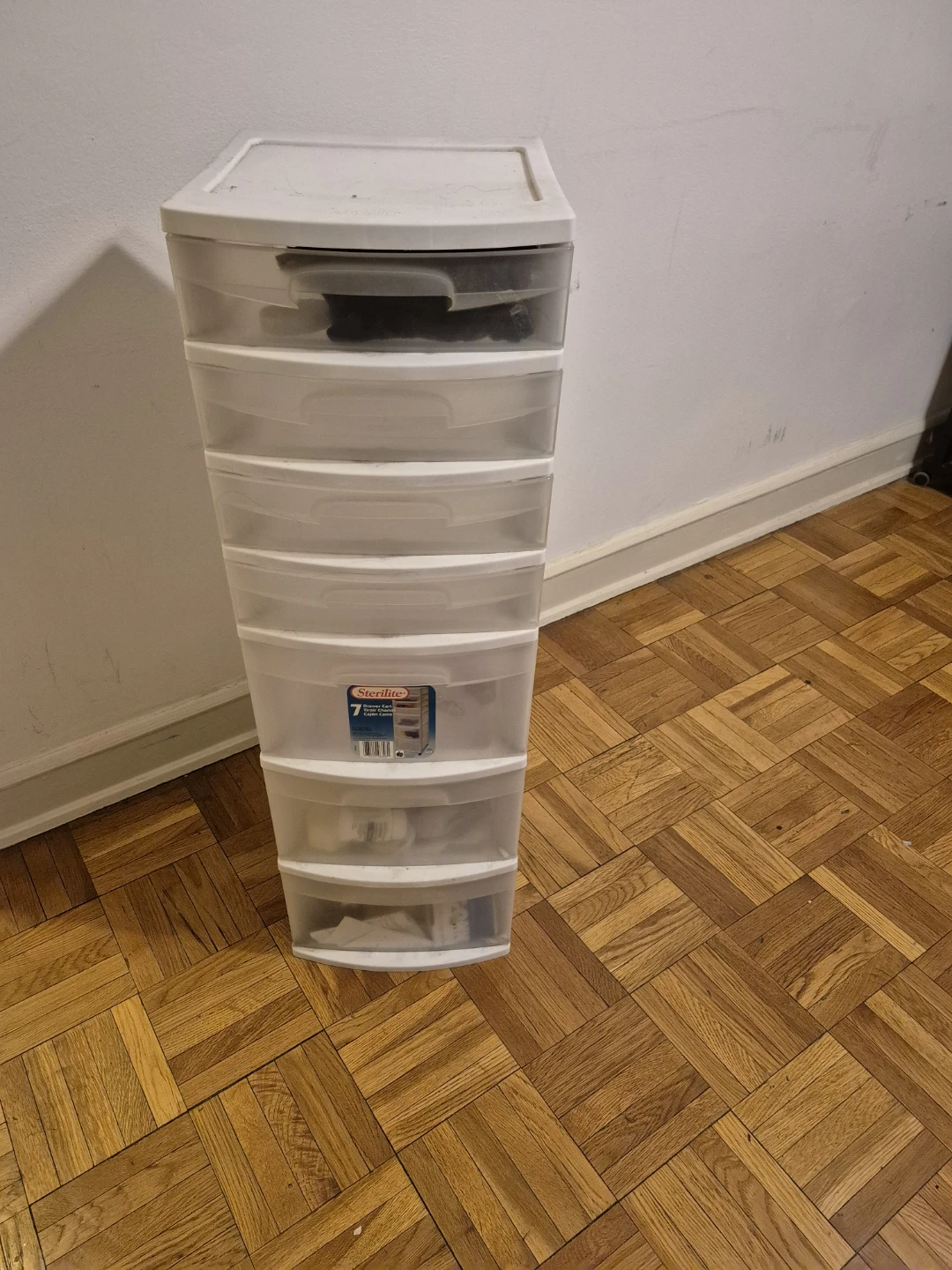 Sterilite 7 Drawer Plastic Rolling Cart