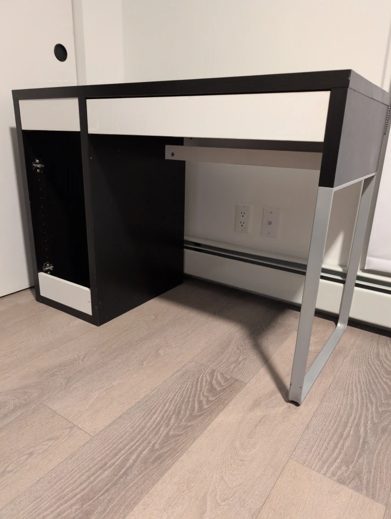 Black and white IKEA desk - photo 3