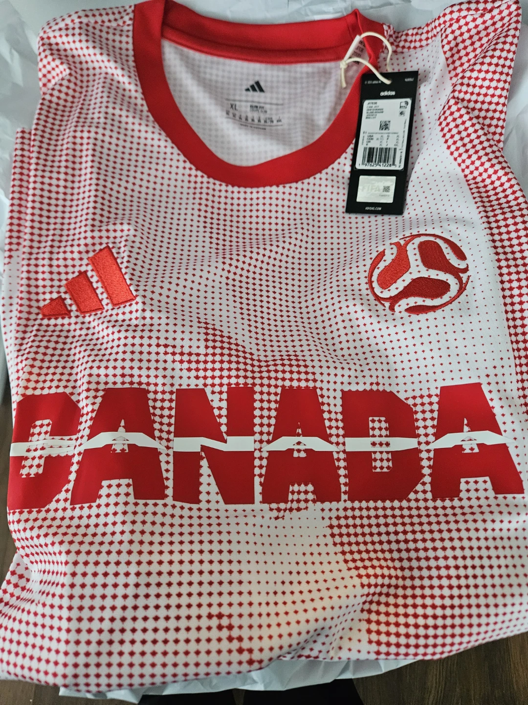 New with tags host nation Adidas Canada Soccer Jersey XL