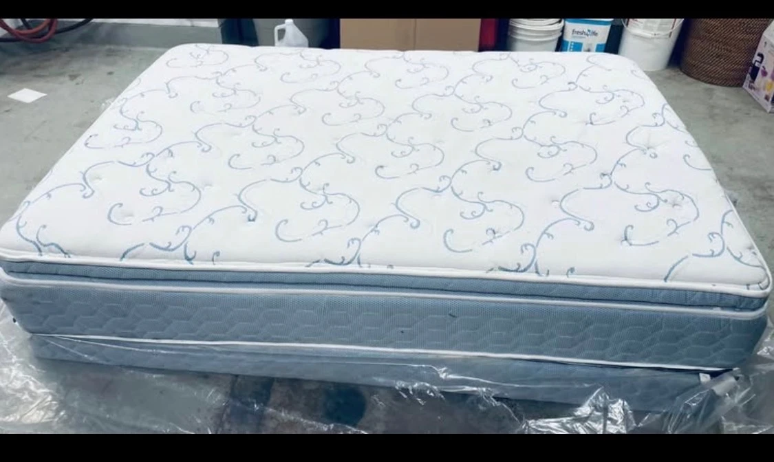Sealy Posturepedic Ensemble Pillowtop Mattress