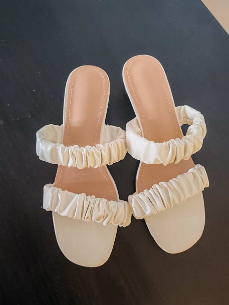Women's White Ruched Strap Block Heel Sandals - photo 5