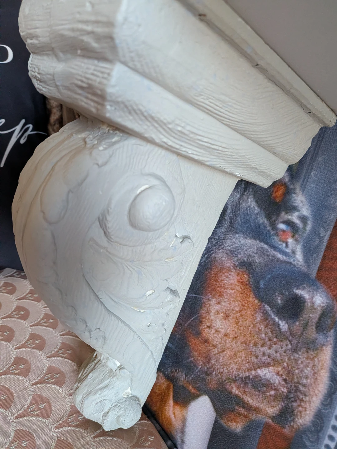 Decorative Shelf with Ornate Brackets - photo 2