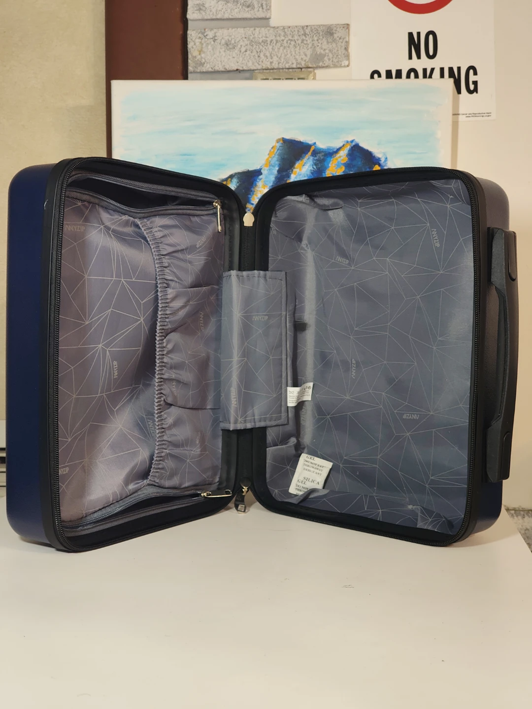 Small 14" Hard Shell Vanity Case (12L)  Travel Case / Vanity Bag - photo 2