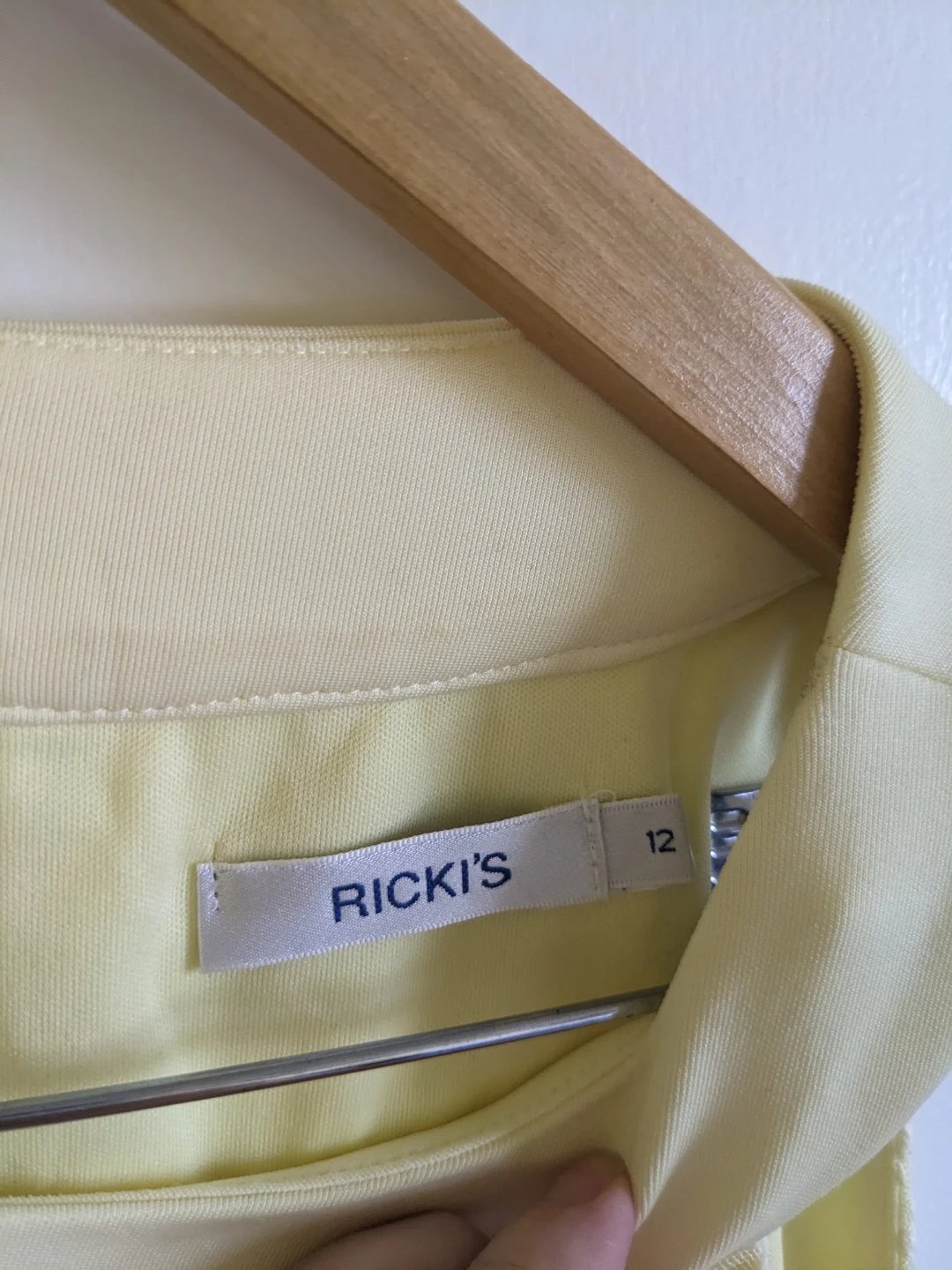 Ricki's Yellow Sleeveless Lace Dress Size 12 - photo 4