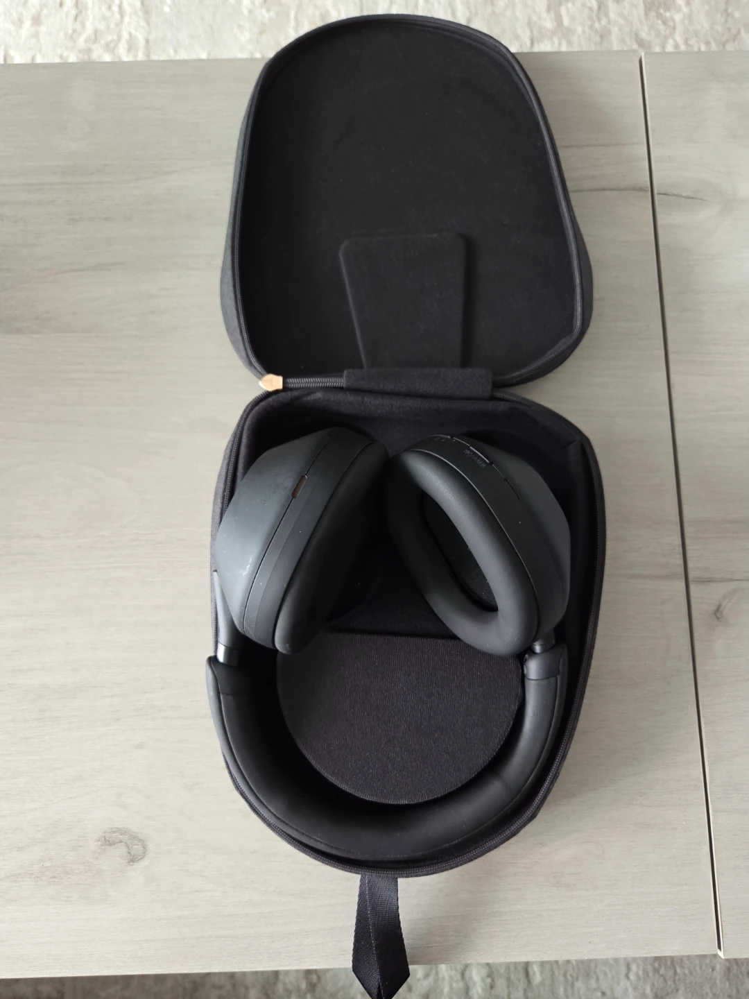 Sony WH-1000XM5 Wireless Noise Cancelling Headphones - photo 3