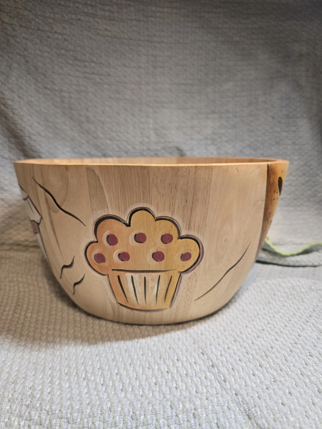 Clay Art Wooden Bowl with Food Graphics