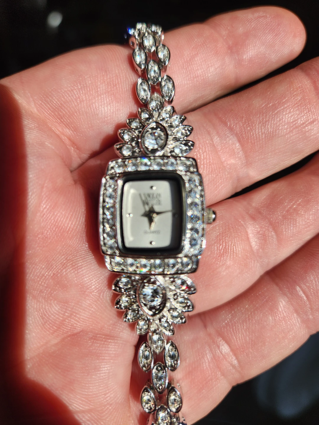 Women's Quartz Watch with Crystal Accents