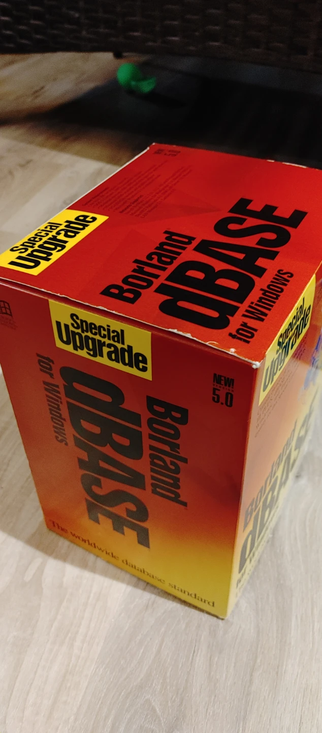 Borland dBASE for Windows 5.0 Software Package - photo 3
