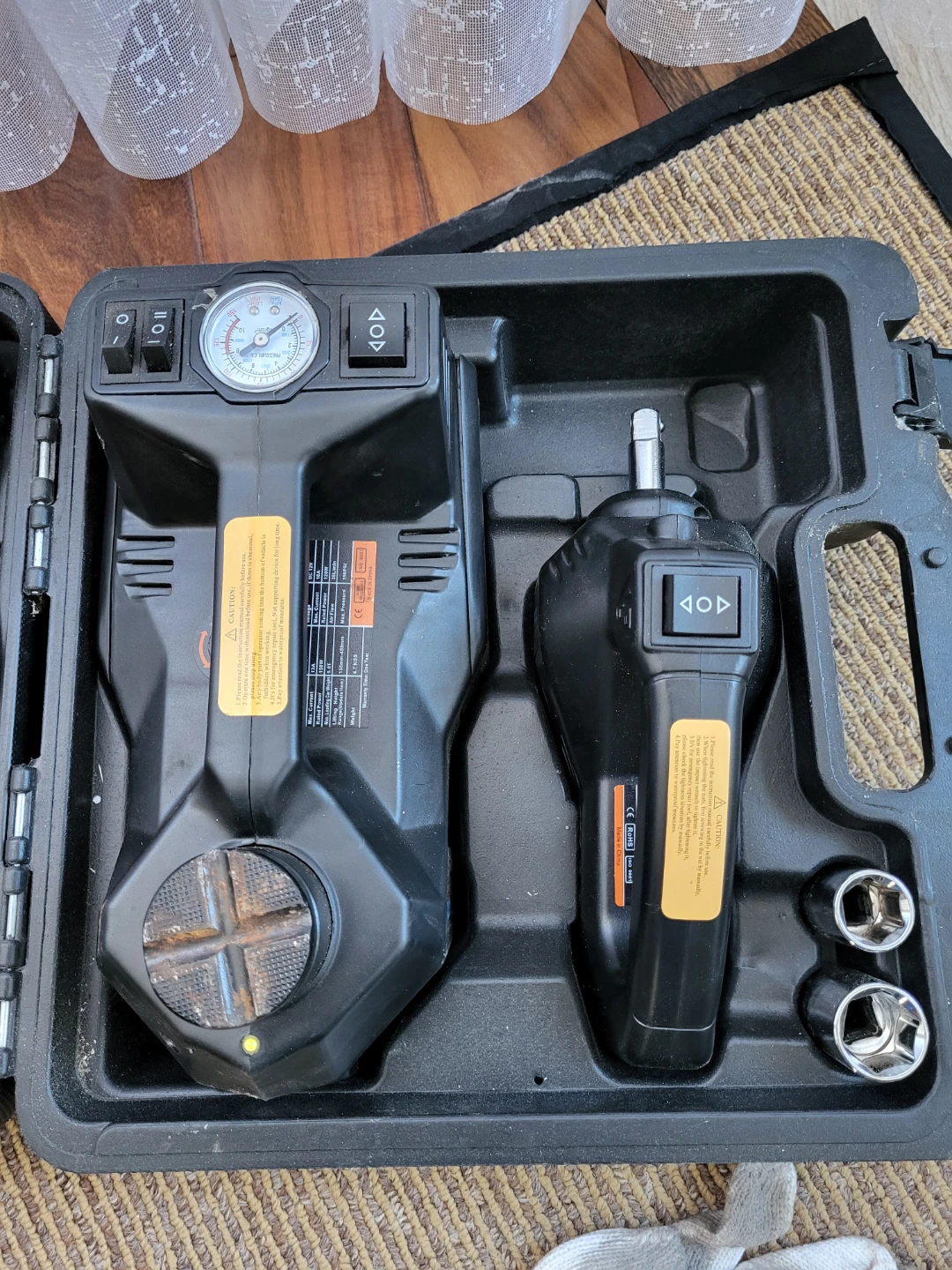 3-in-1 Tool Kit: Electric Jack, Impact Wrench, Air Pump - photo 3
