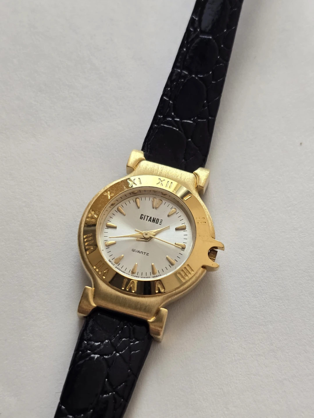 Lady's Gitano Quartz Watch NEW BATTERY