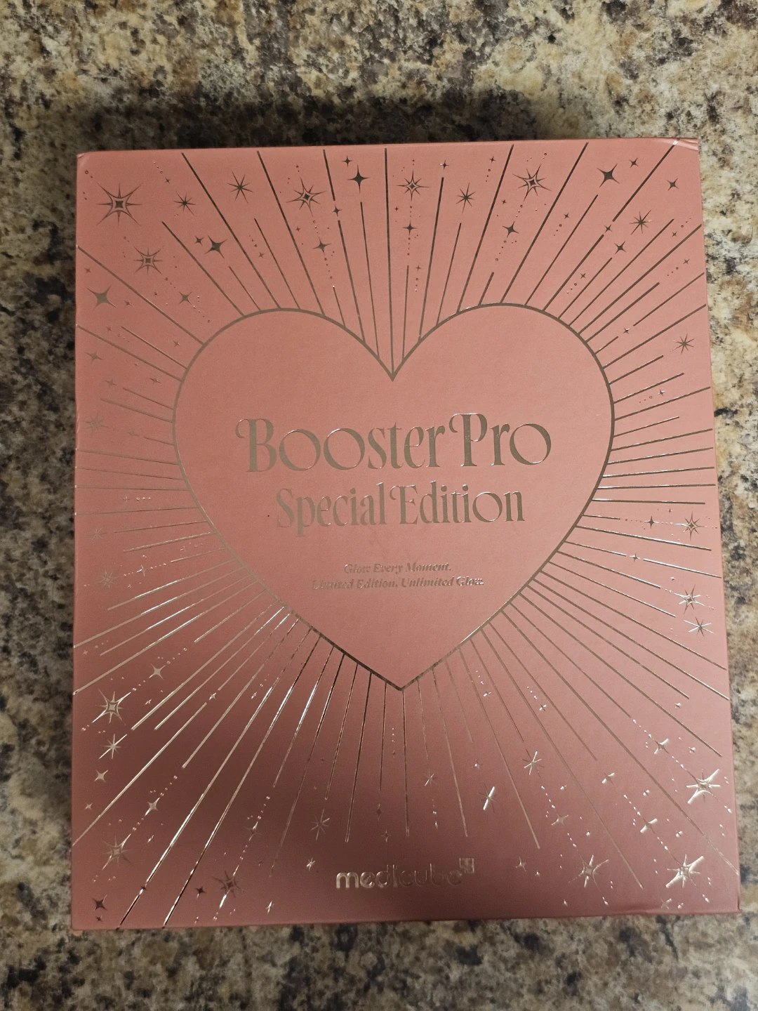 MEDICUBE Booster Pro Holiday Set *Limited Edition* - photo 2