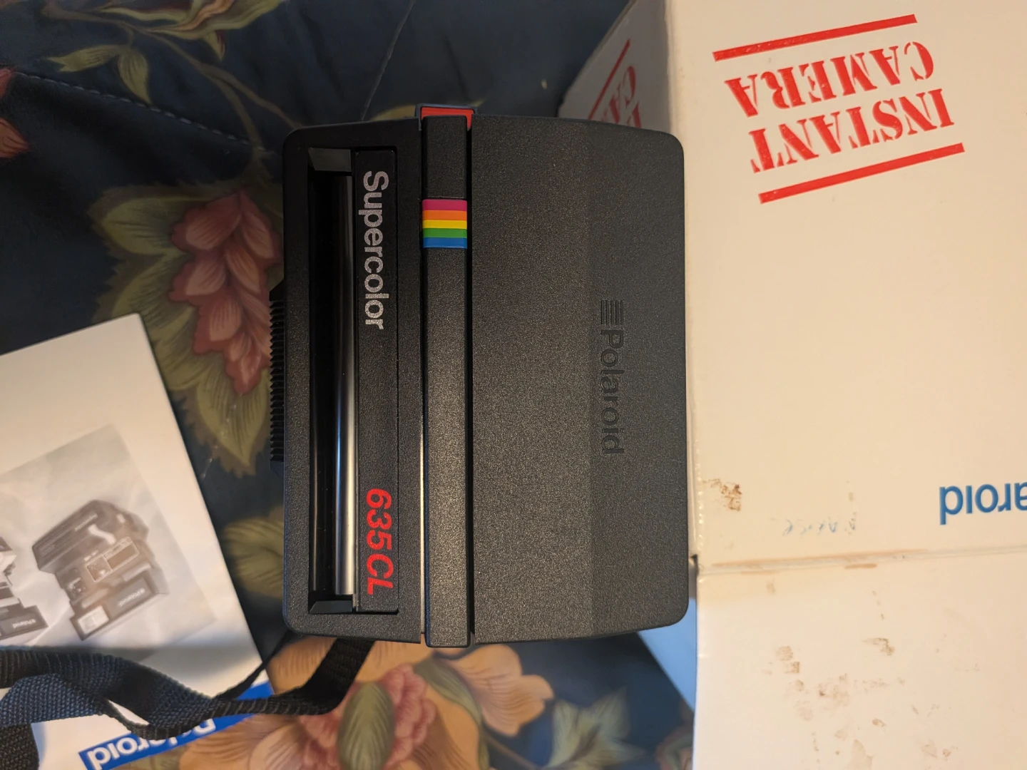 Polaroid 635CL Supercolor Instant Camera - photo 3