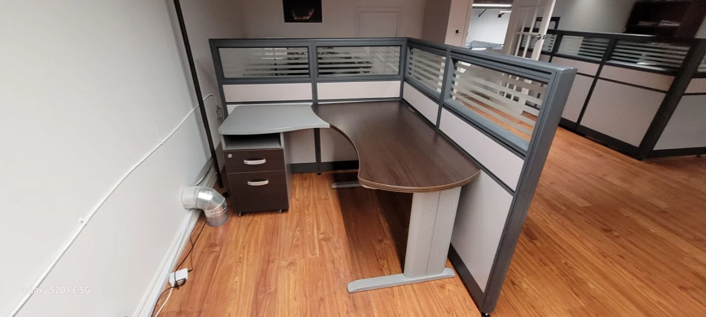 Office Workstation Cubicle Desk with Drawers